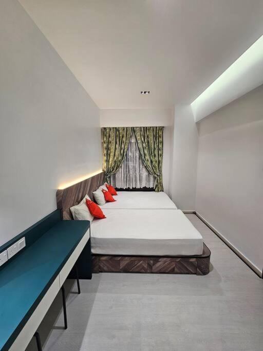 Good2stay 2-4pax L 1r1b L 1 Parking L Coway Water L Unifi L Swimming Pool Apartment Malacca